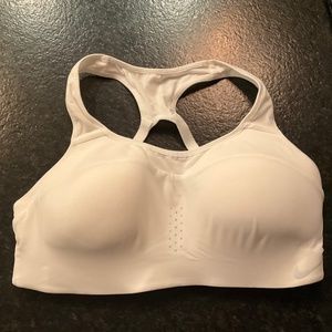 Nike women’s white performance high support Dri-Fit Alpha Bras small
